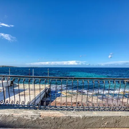 Apartment Stylish In Bay Square St. Paul's Bay