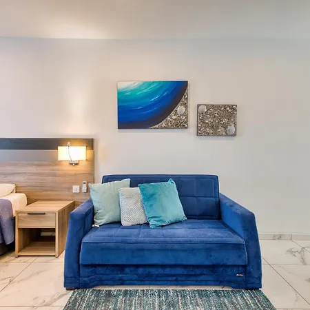 Stylish In Bay Square Lejlighed *