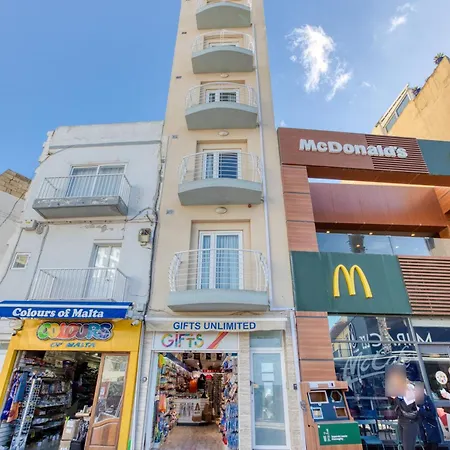 Stylish In Bay Square