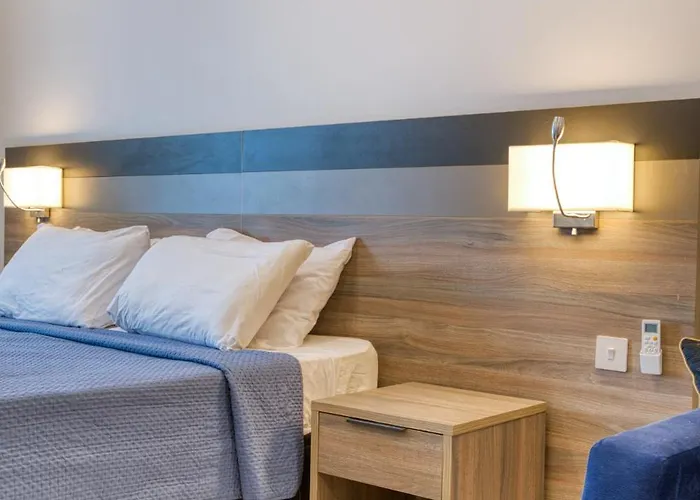 Stylish In Bay Square * St. Paul's Bay