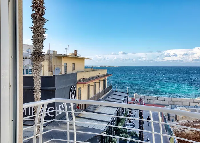 Appartamento Stylish In Bay Square St. Paul's Bay