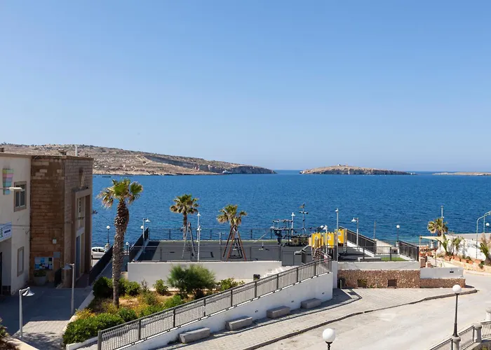 Stylish In Bay Square Apartament St. Paul's Bay