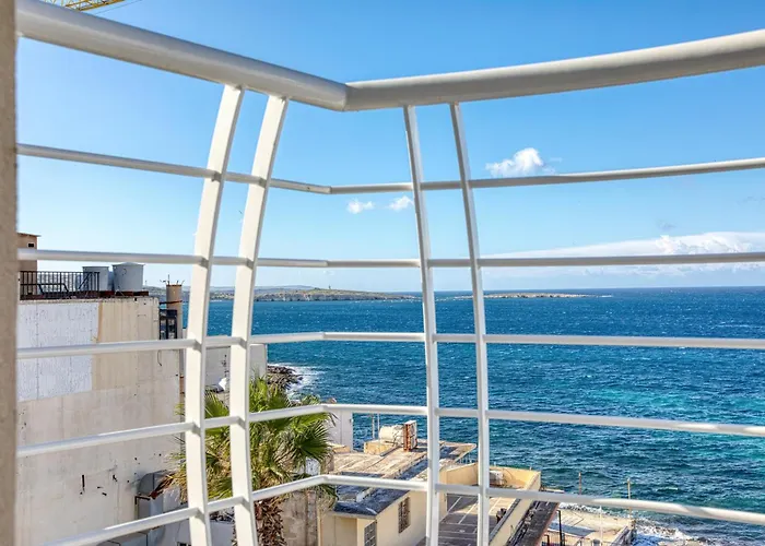 Apartment Stylish In Bay Square *