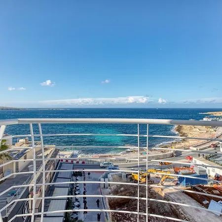 Stylish In Bay Square Сент-Полс-Бей